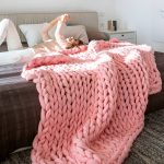 Grobstrick Decke Rosa