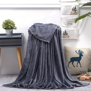 Kuscheldecke Warm Grau
