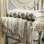 Strickdecke Beige